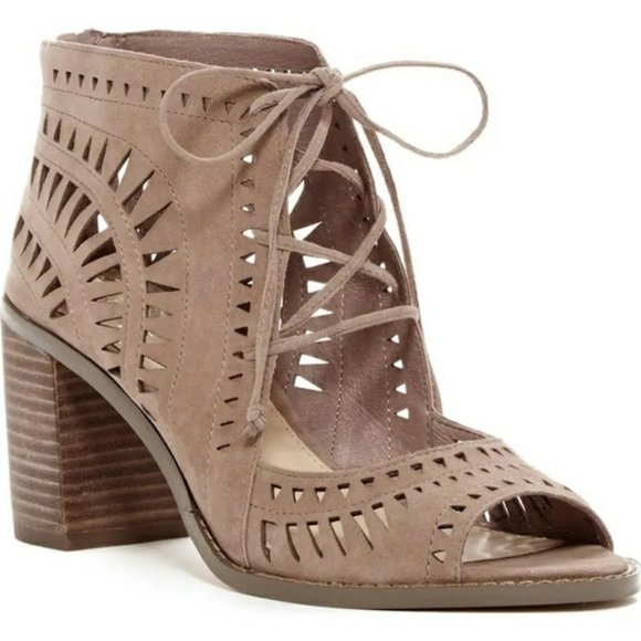 Vince Camuto Tan Taupe Tarita Cut Out Lace Up Block Sandal - Picture 2 of 8